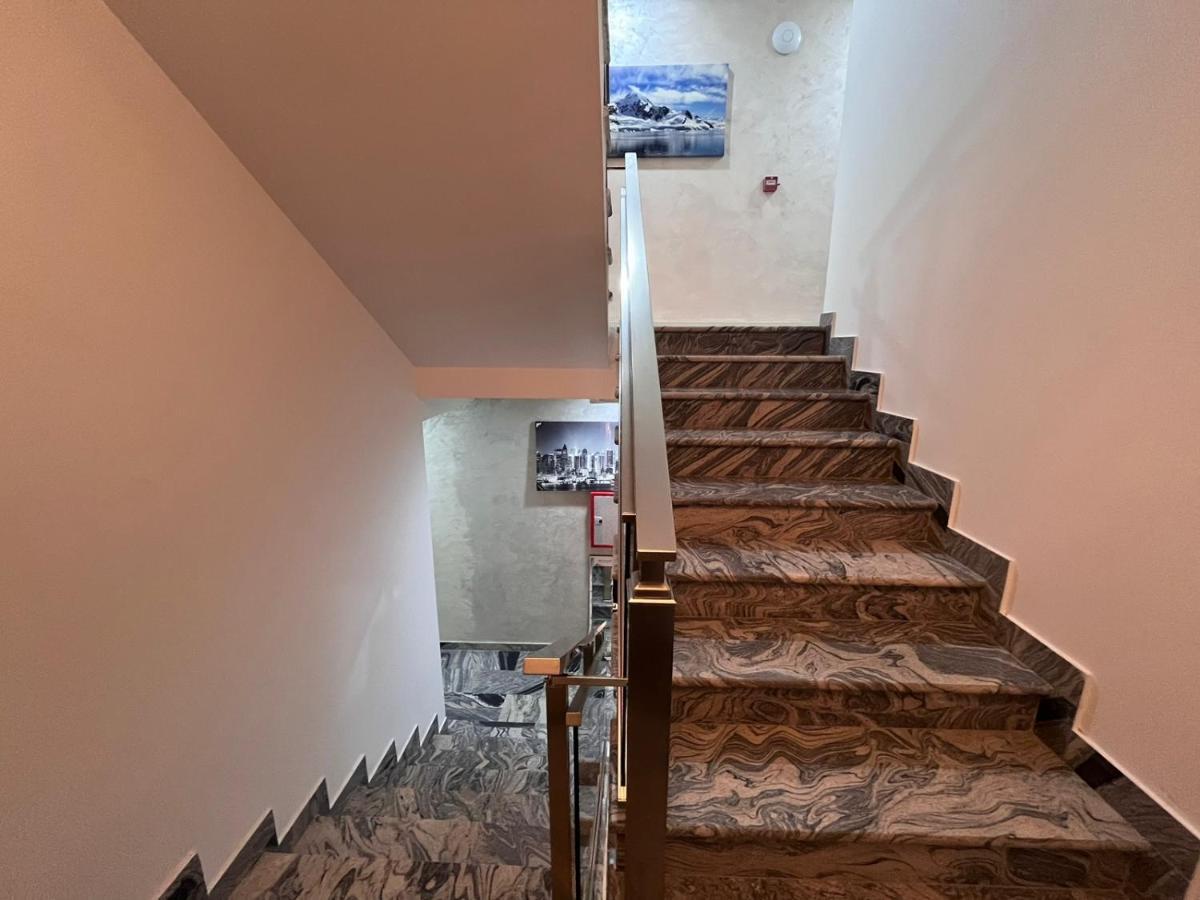 Pearl Apartments บุดวา ภายนอก รูปภาพ