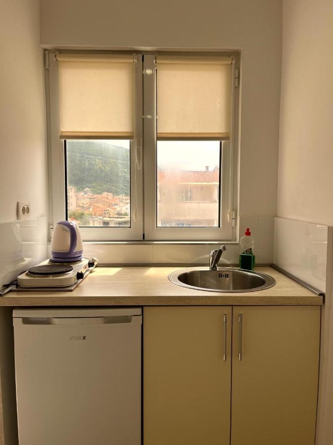 Pearl Apartments บุดวา ภายนอก รูปภาพ